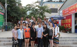 2012年8月3日，澄江祿沖風(fēng)景區(qū)，公司組織為期兩天的全員培訓(xùn)